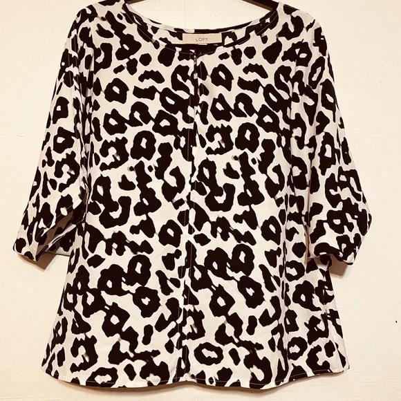 LOFT Black and White Leopard Print Balloon Sleeve Top - Picture 2 of 9